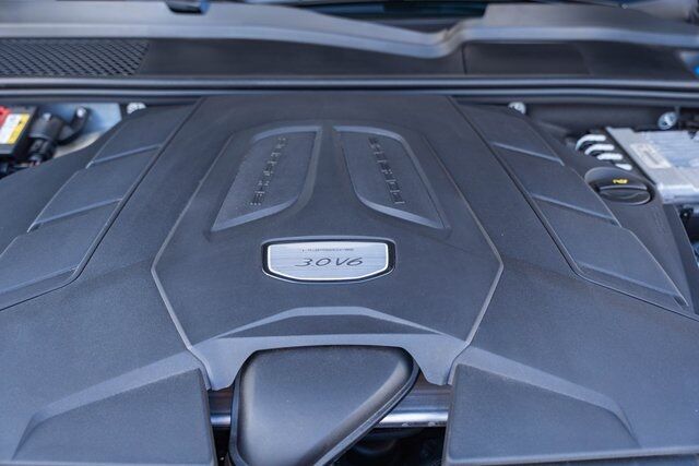 2022 Porsche Cayenne Base Paramus NJ