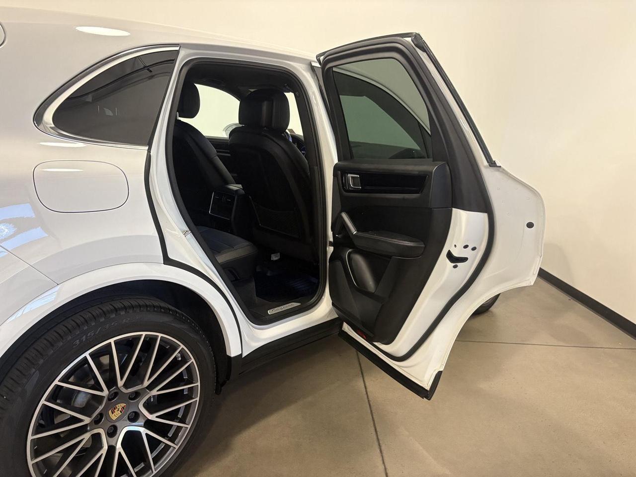 2022 Porsche Cayenne Base Parker CO