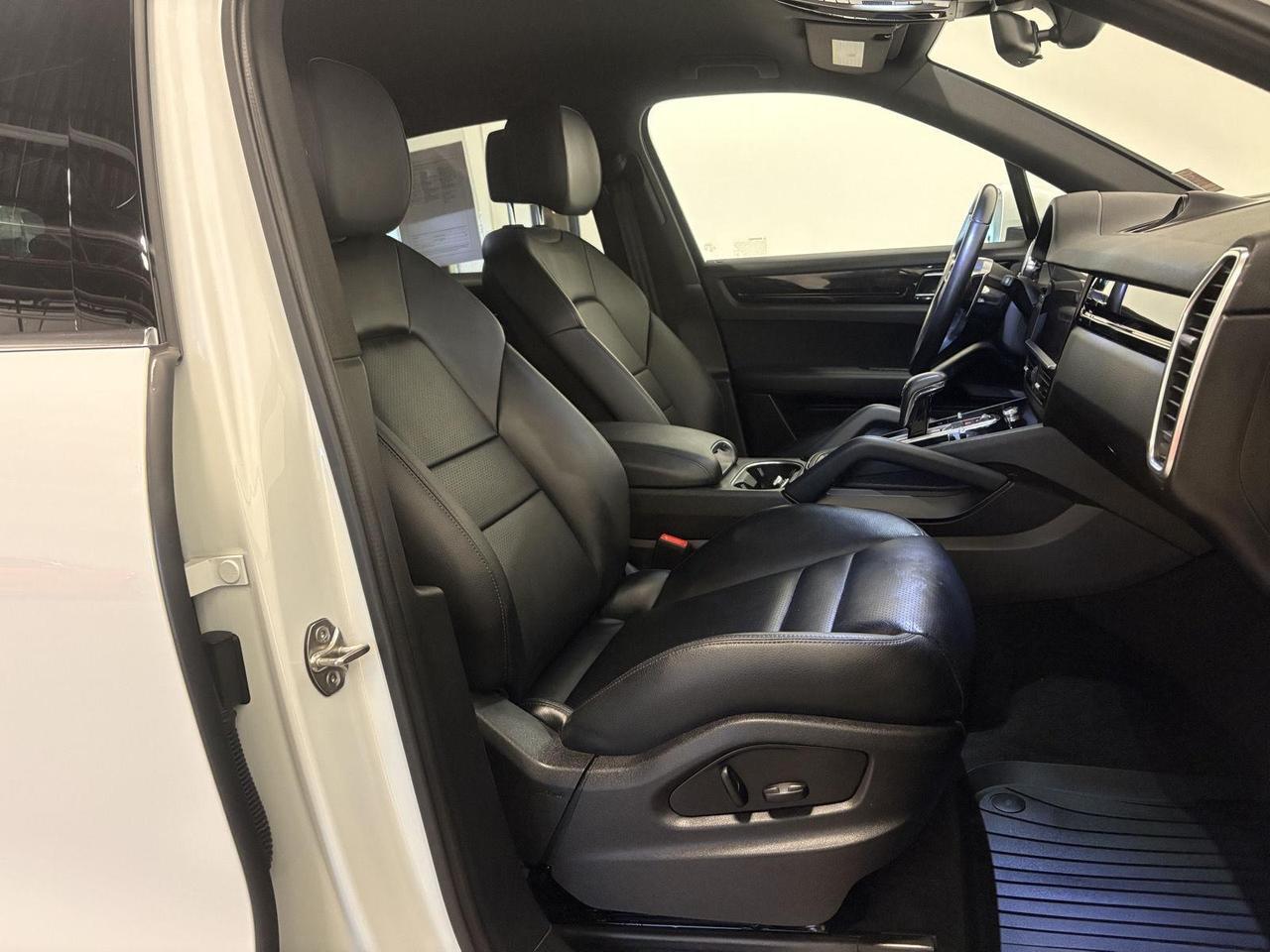 2022 Porsche Cayenne Base Parker CO