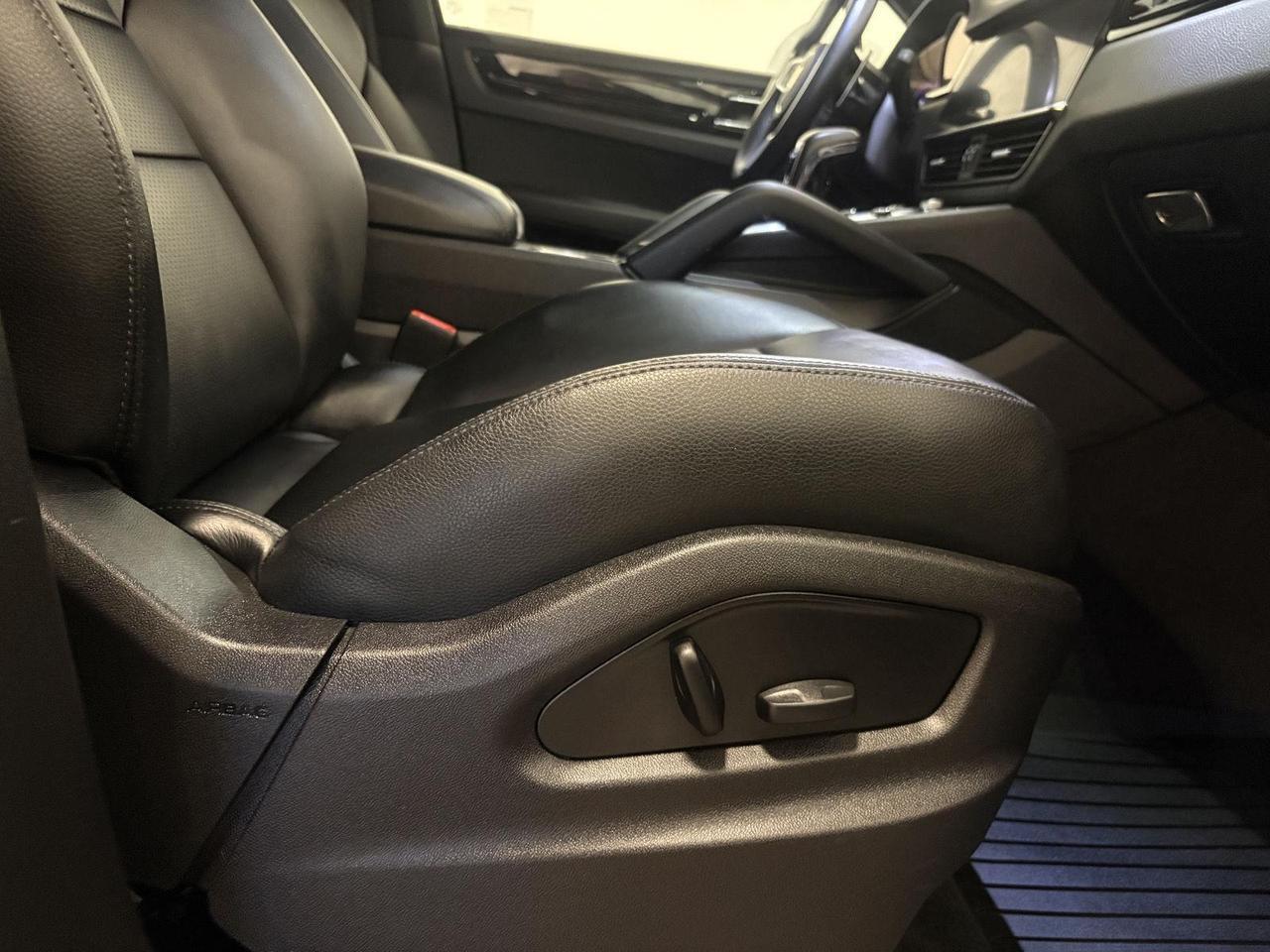 2022 Porsche Cayenne Base Parker CO