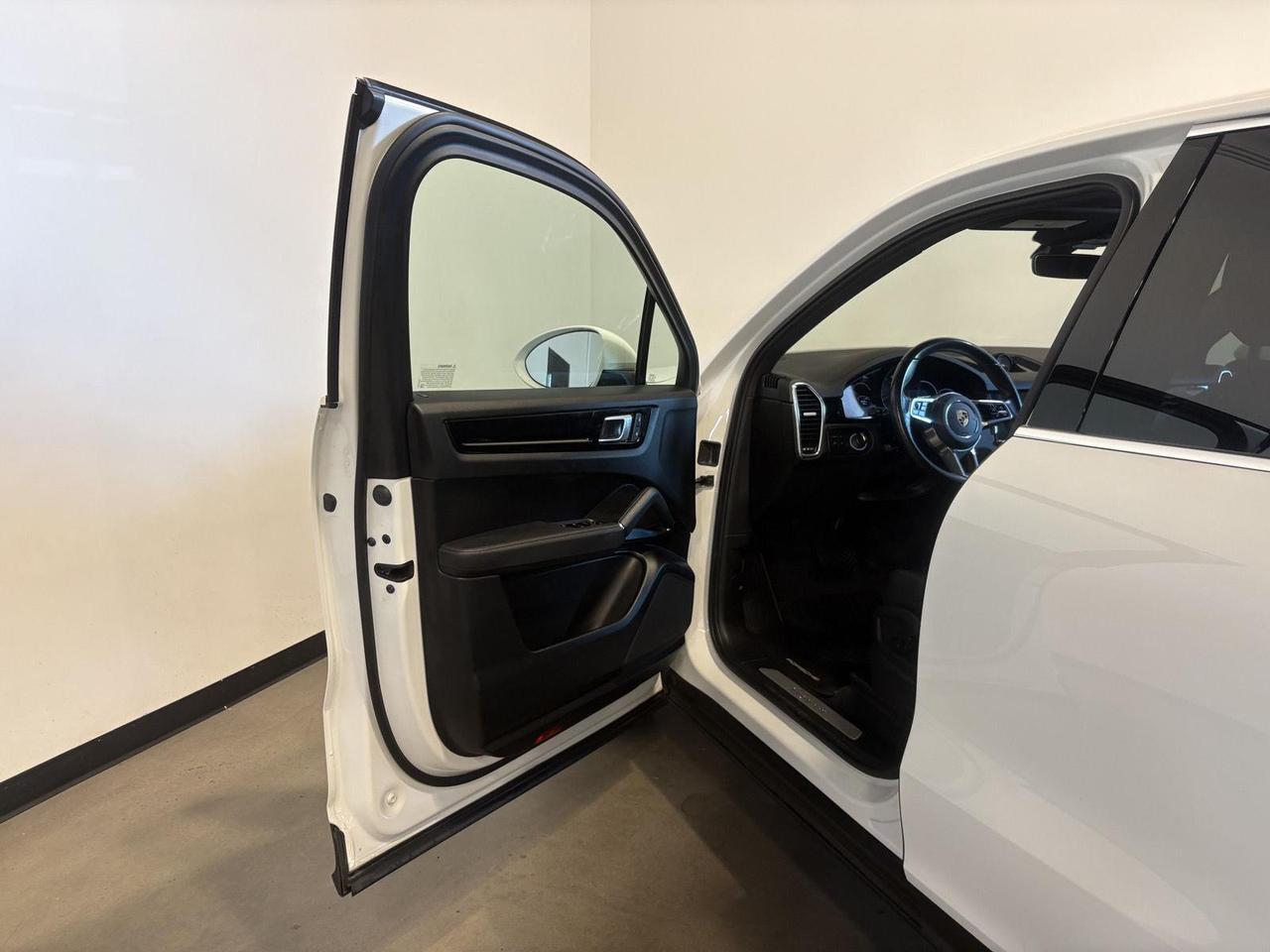 2022 Porsche Cayenne Base Parker CO
