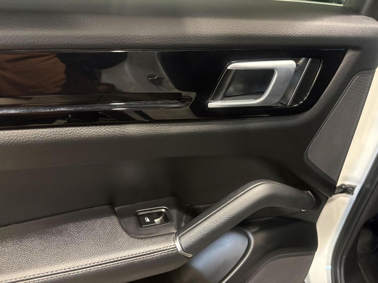 2022 Porsche Cayenne Base Parker CO