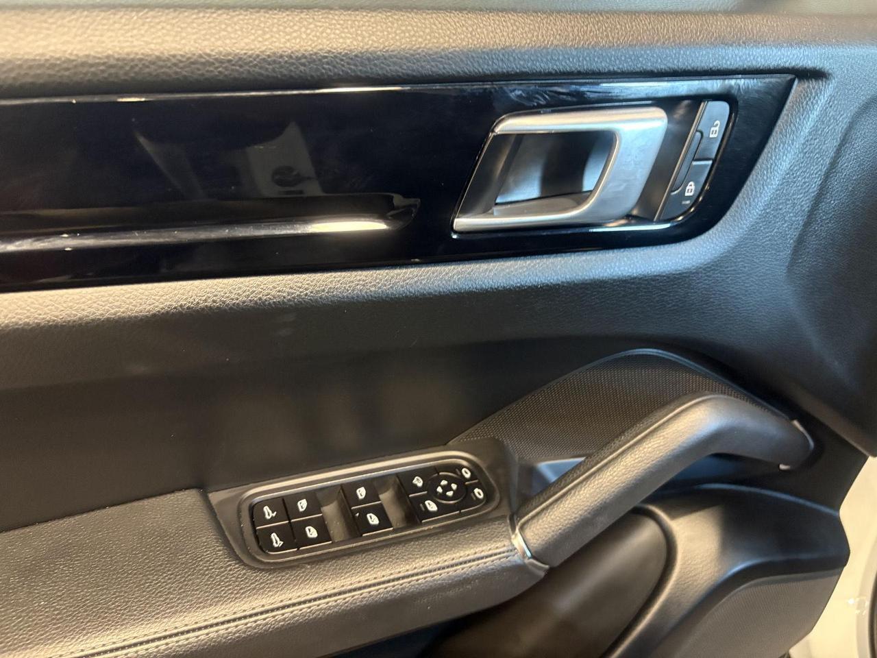 2022 Porsche Cayenne Base Parker CO