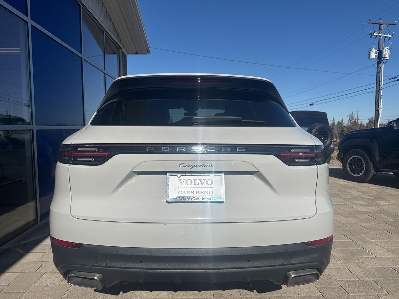2022 Porsche Cayenne Base Bend OR