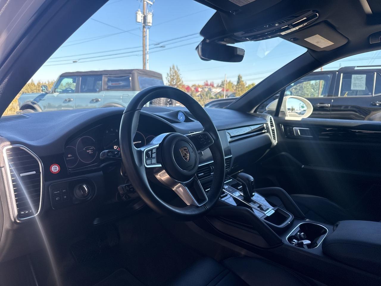 2022 Porsche Cayenne Base Bend OR