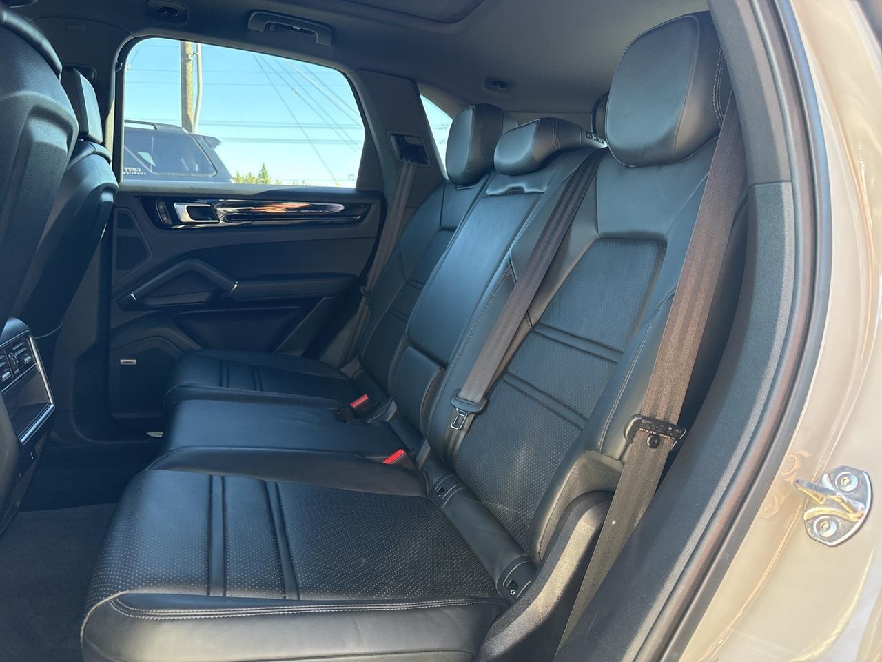 2022 Porsche Cayenne Base Bend OR