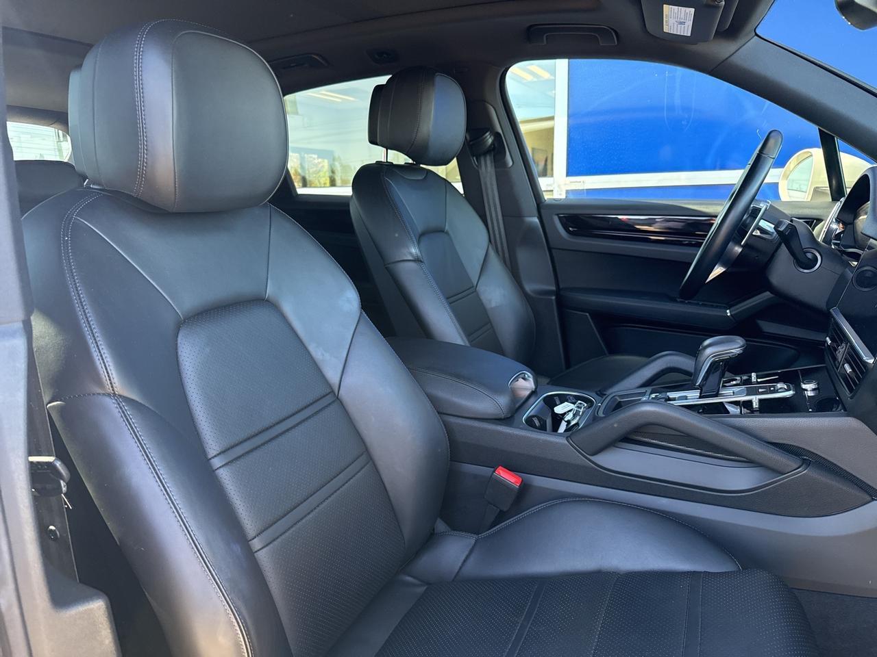 2022 Porsche Cayenne Base Bend OR