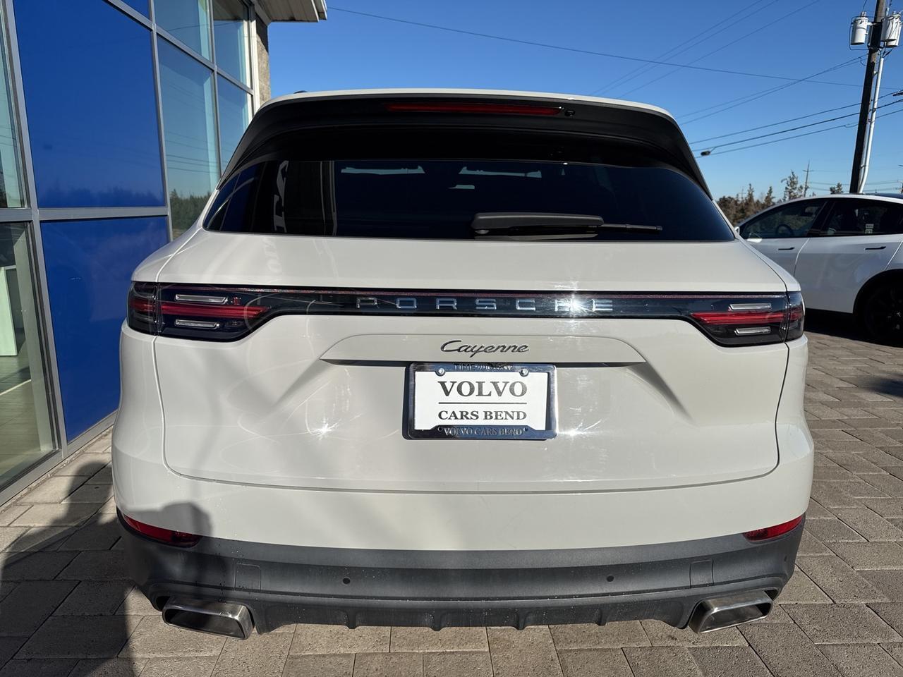 2022 Porsche Cayenne Base Bend OR
