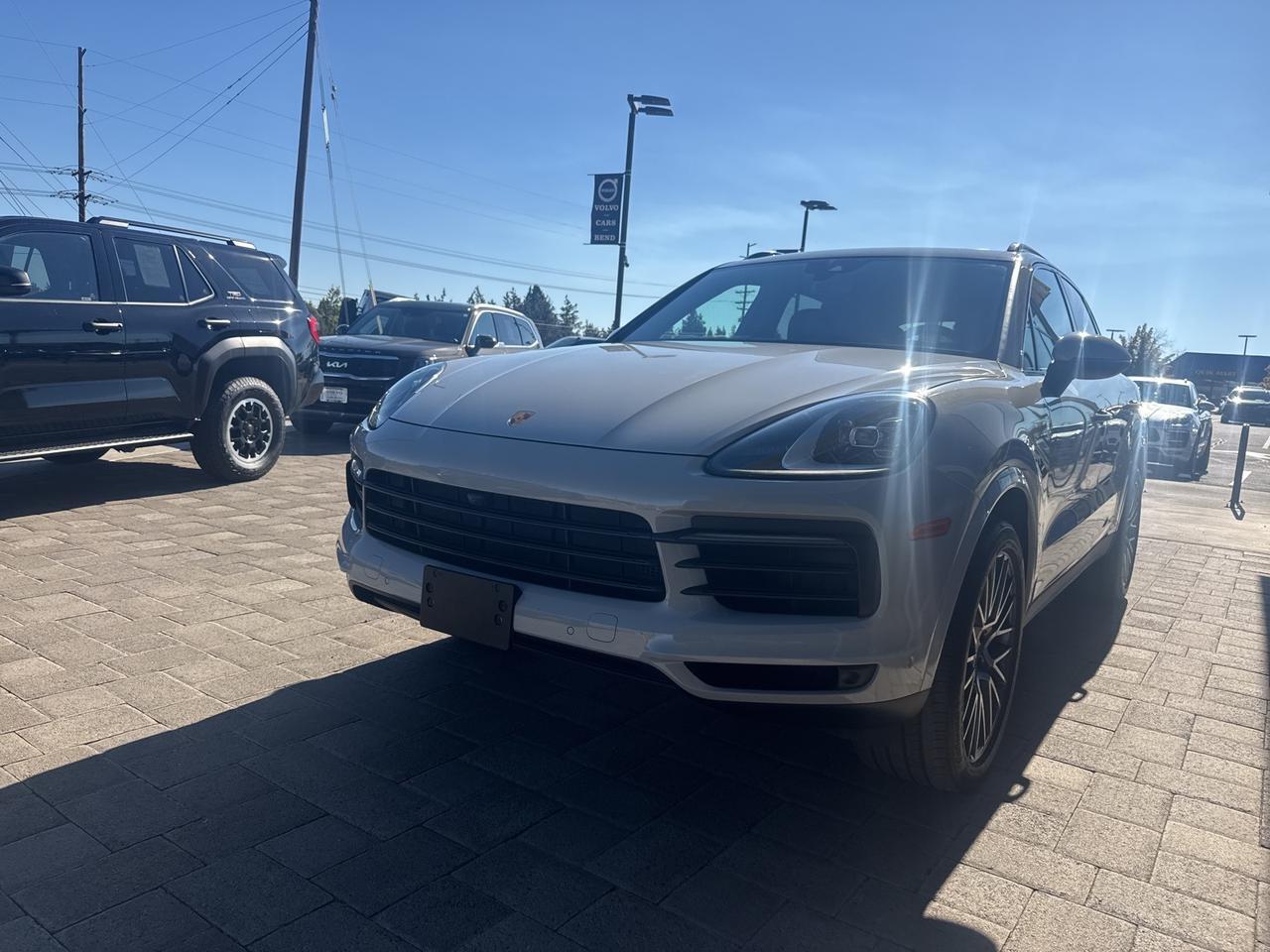 2022 Porsche Cayenne Base Bend OR
