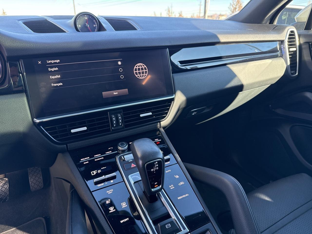 2022 Porsche Cayenne Base Bend OR