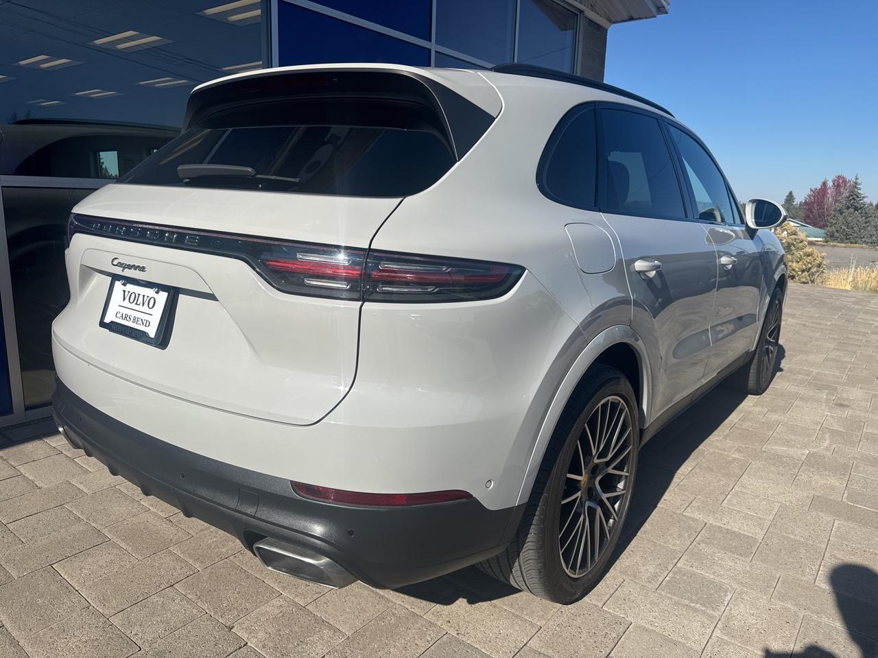 2022 Porsche Cayenne Base Bend OR