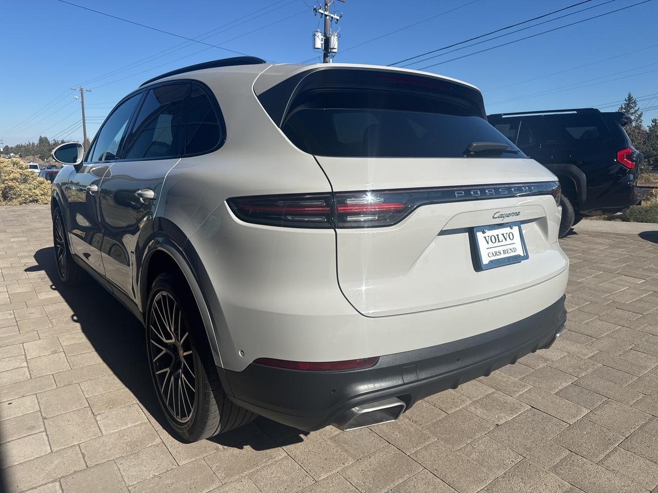 2022 Porsche Cayenne Base Bend OR