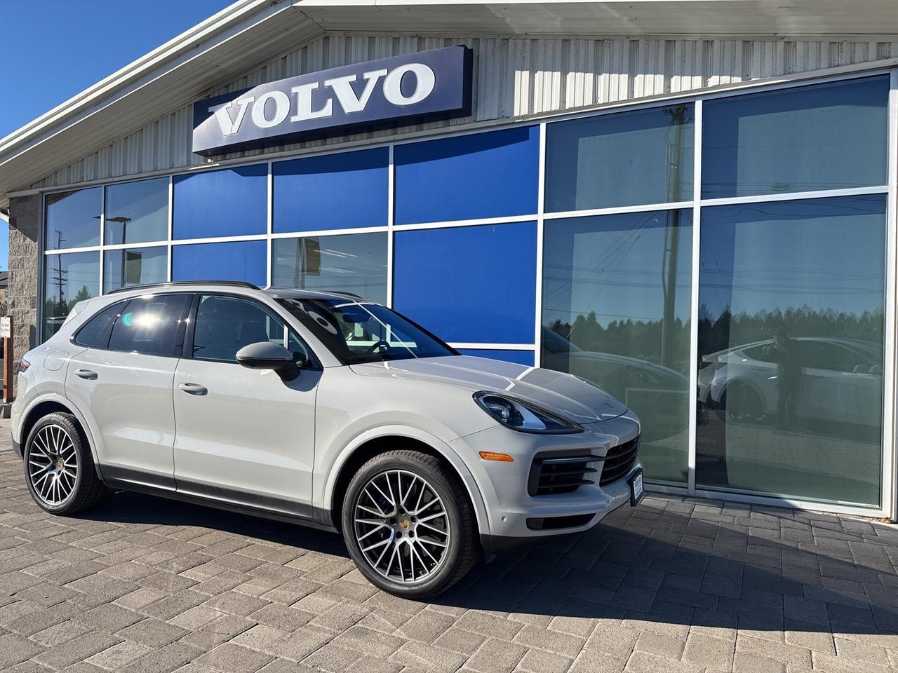 2022 Porsche Cayenne Base