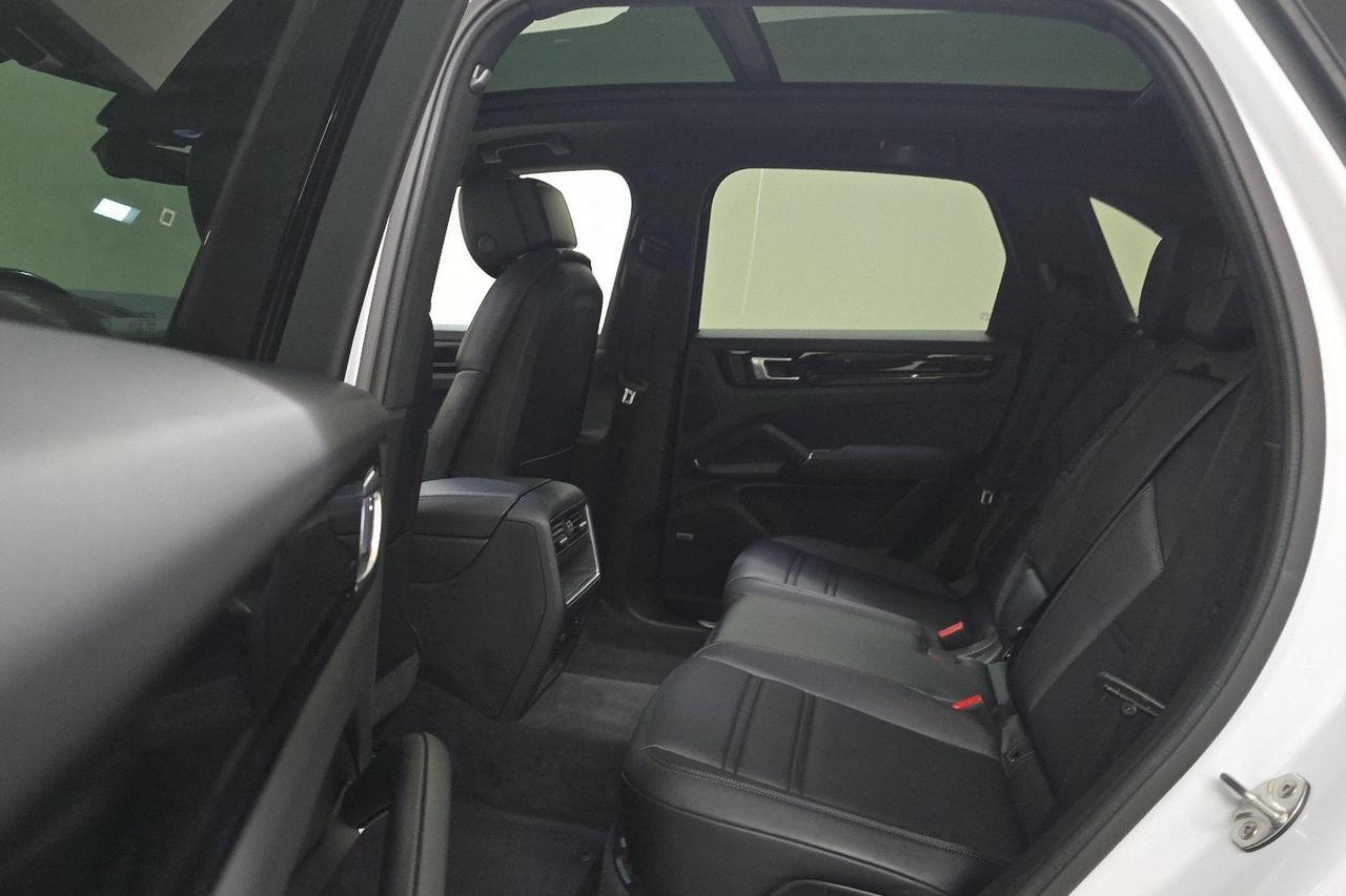 2022 Porsche Cayenne Base Sport Design Package Adaptive Cruise Portland OR