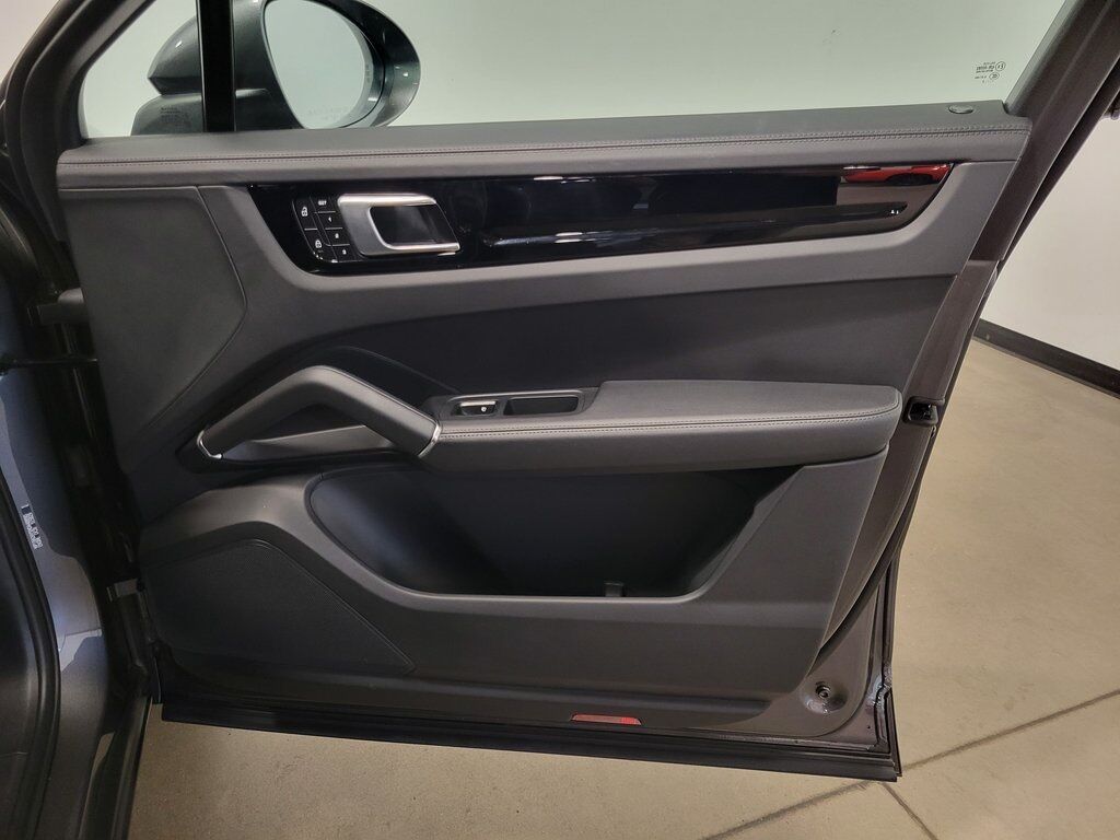2022 Porsche Cayenne Coupe Base Parker CO
