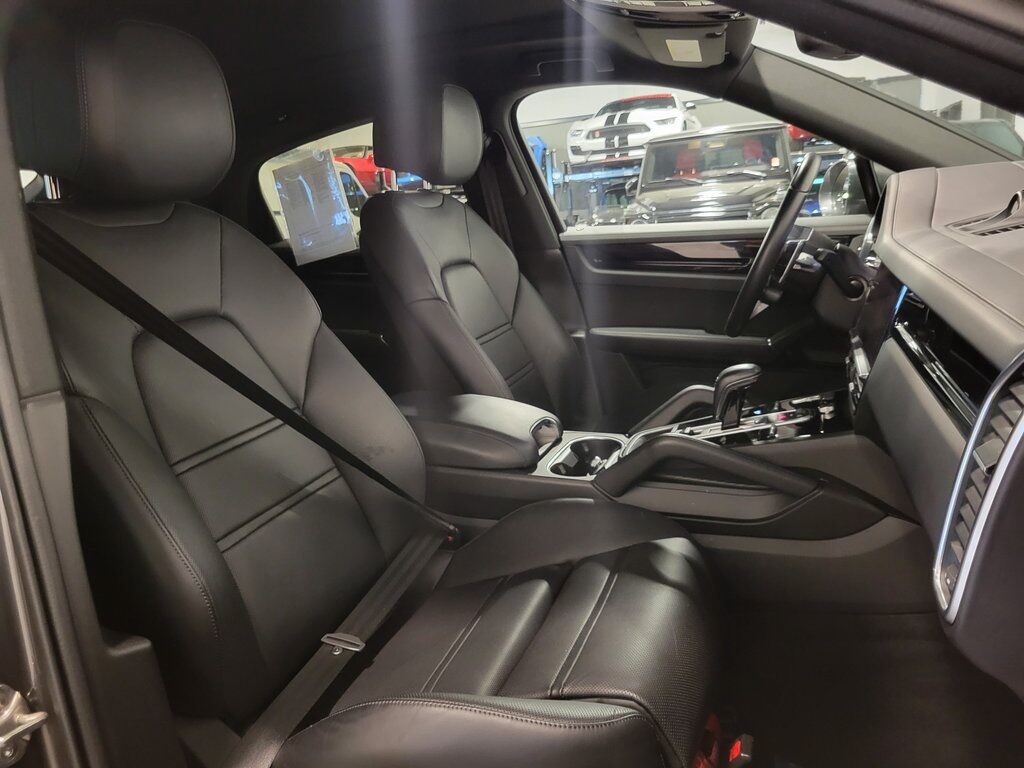 2022 Porsche Cayenne Coupe Base Parker CO