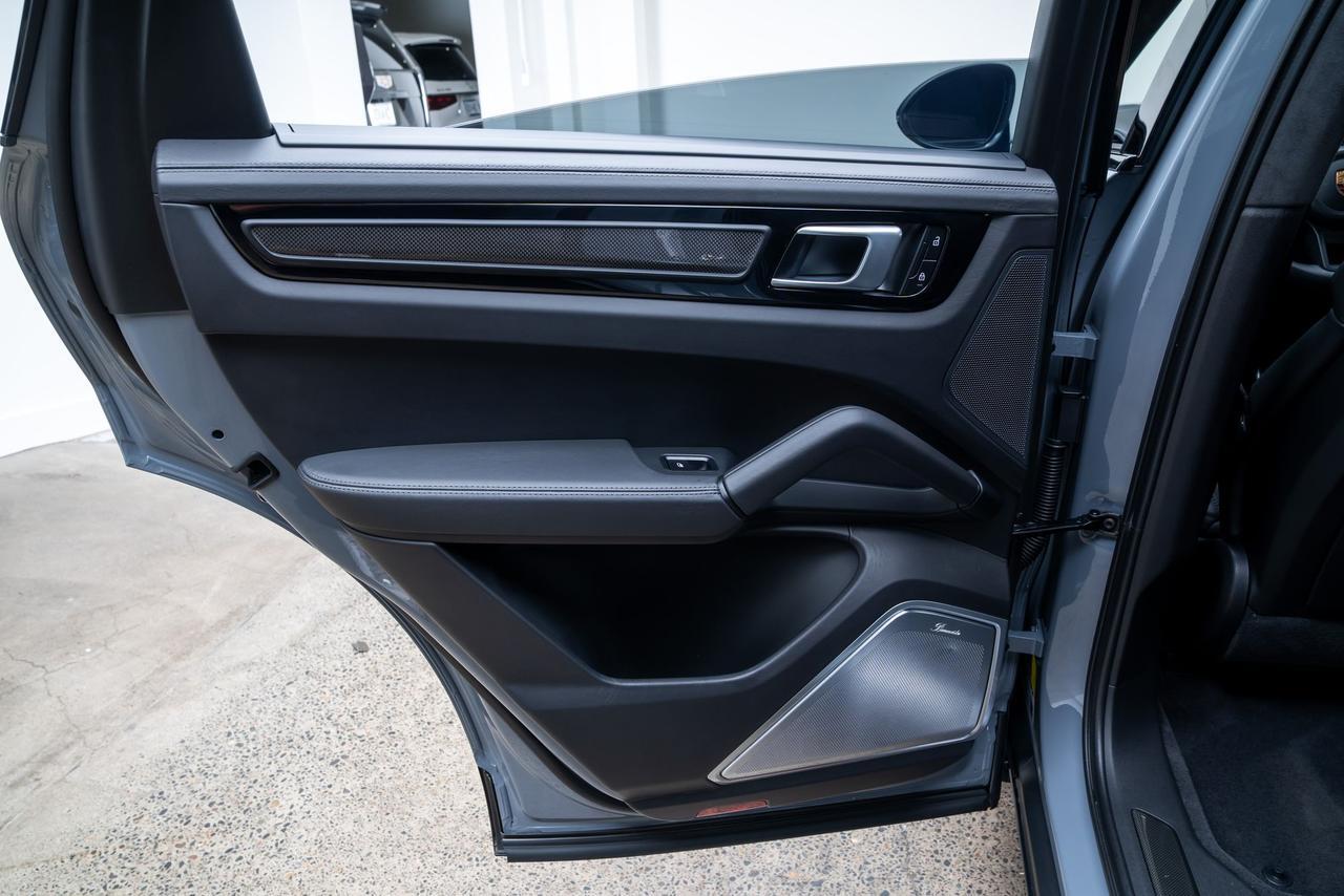 2022 Porsche Cayenne Coupe Turbo GT Night Vision Assist PCCB Burmester 3D Portland OR
