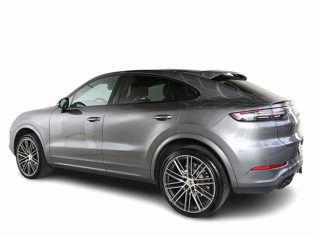 2022 Porsche Cayenne Coupe Turbo photo 4