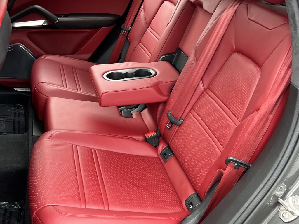 2022 Porsche Cayenne Coupe Turbo Indianapolis IN