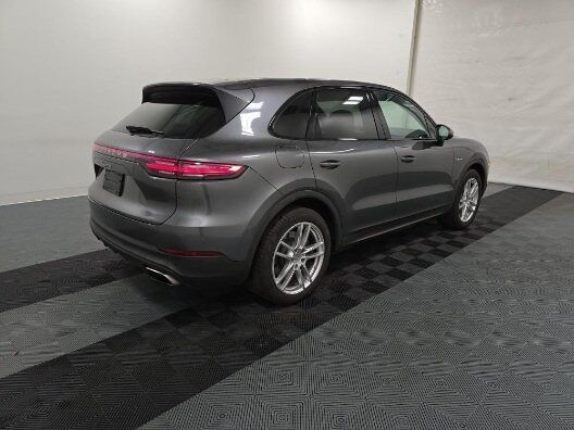 2022 Porsche Cayenne E-Hybrid Base Indianapolis IN
