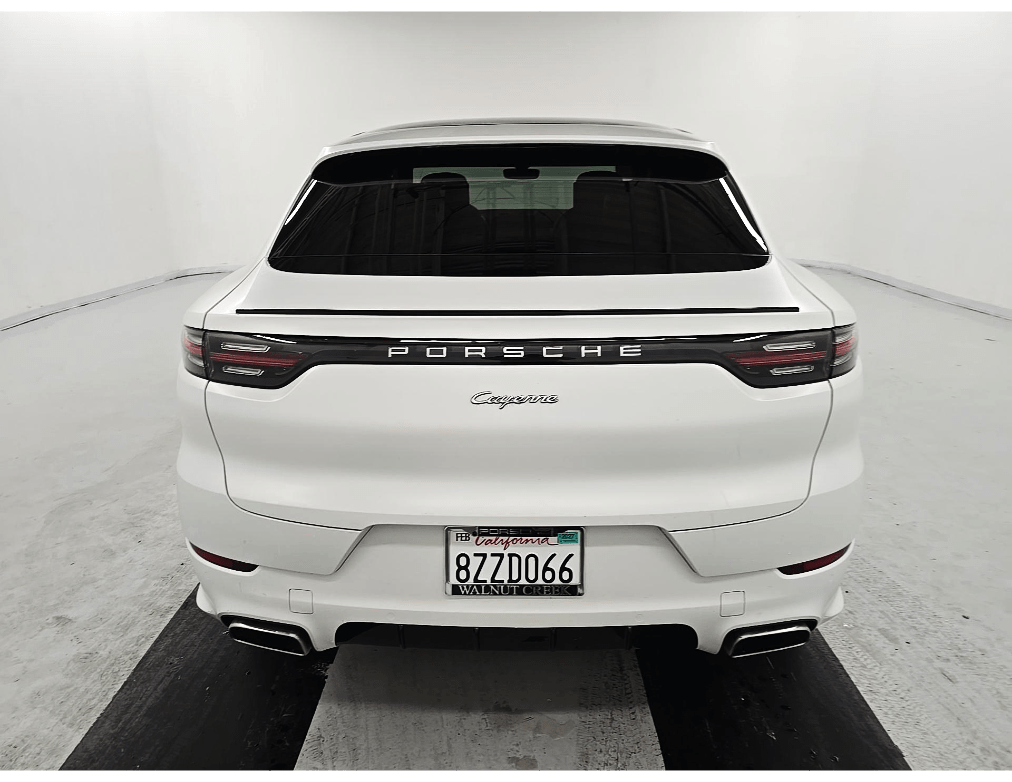 2022 Porsche Cayenne E-Hybrid Coupe Sportdesign Package Rear Seat Entertainment Portland OR