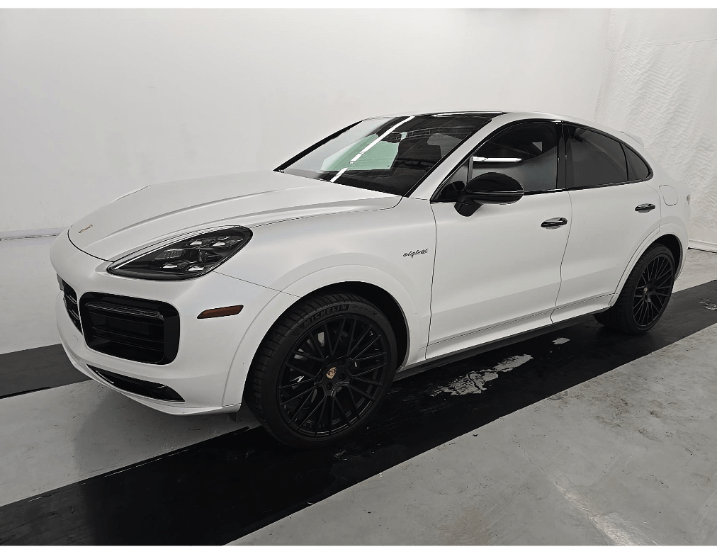 2022 Porsche Cayenne E-Hybrid Coupe Sportdesign Package Rear Seat Entertainment Portland OR