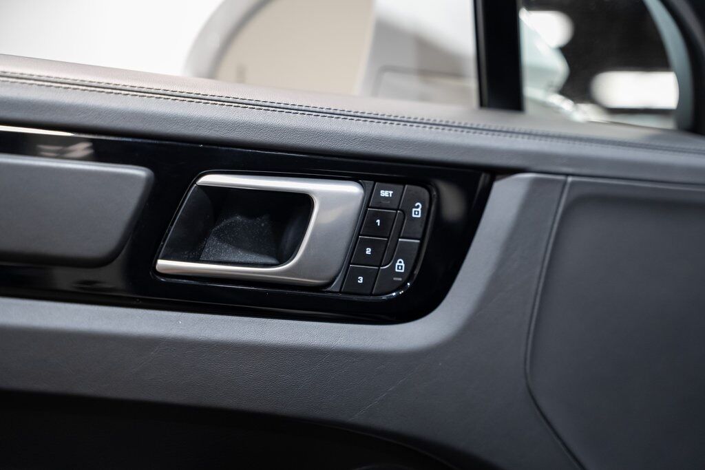 2022 Porsche Cayenne E-Hybrid Coupe Turbo S Indianapolis IN