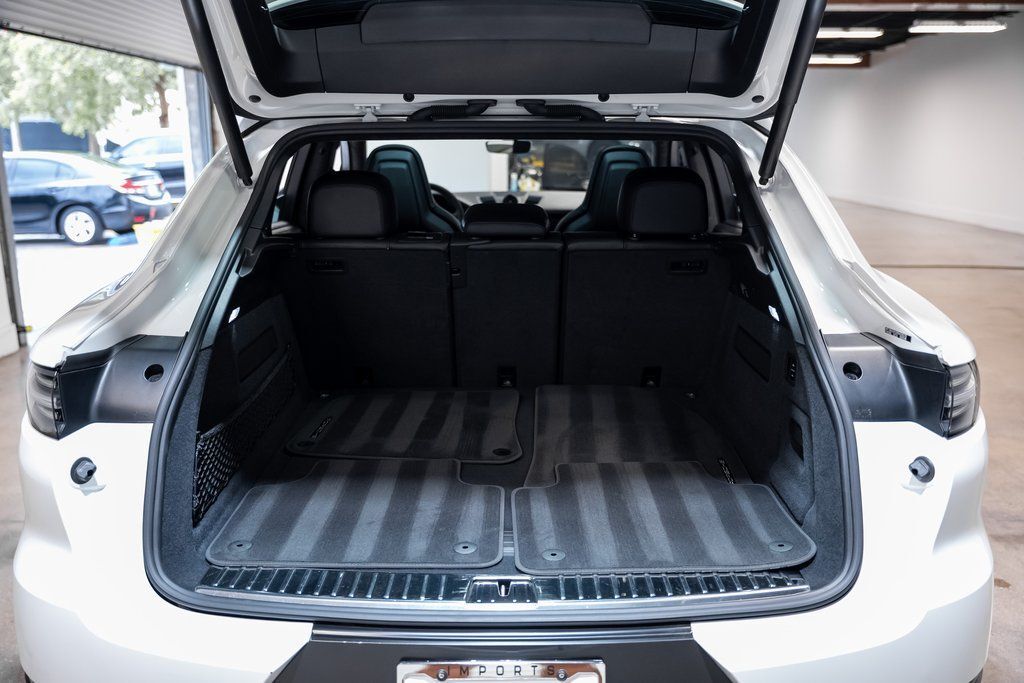 2022 Porsche Cayenne E-Hybrid Coupe Turbo S Indianapolis IN