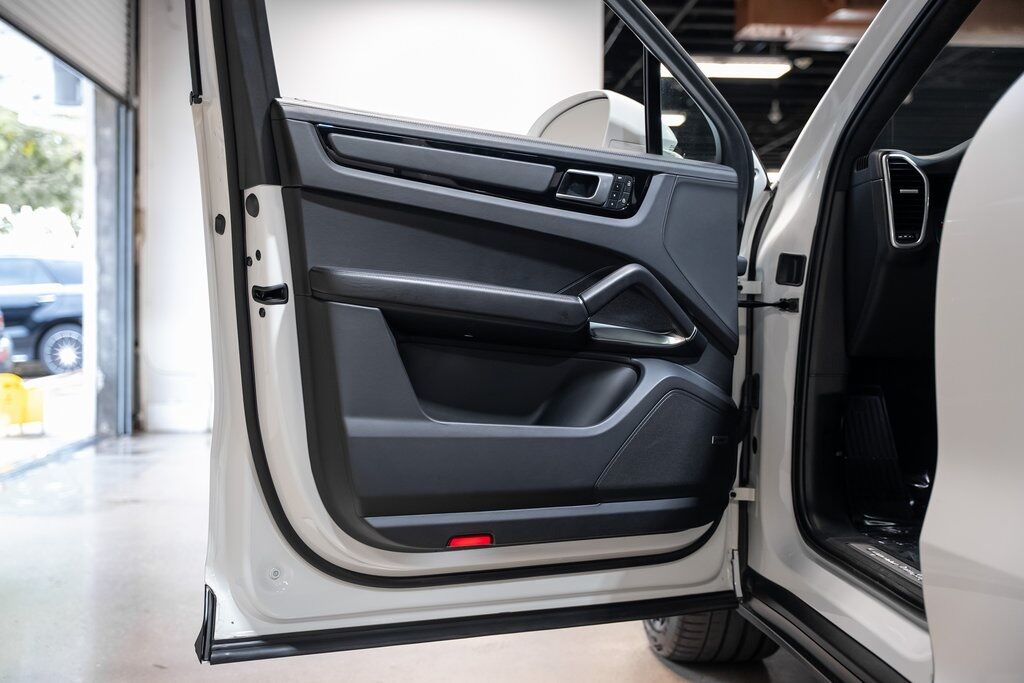 2022 Porsche Cayenne E-Hybrid Coupe Turbo S Indianapolis IN