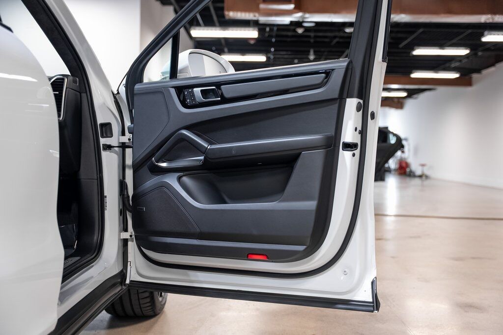 2022 Porsche Cayenne E-Hybrid Coupe Turbo S Indianapolis IN