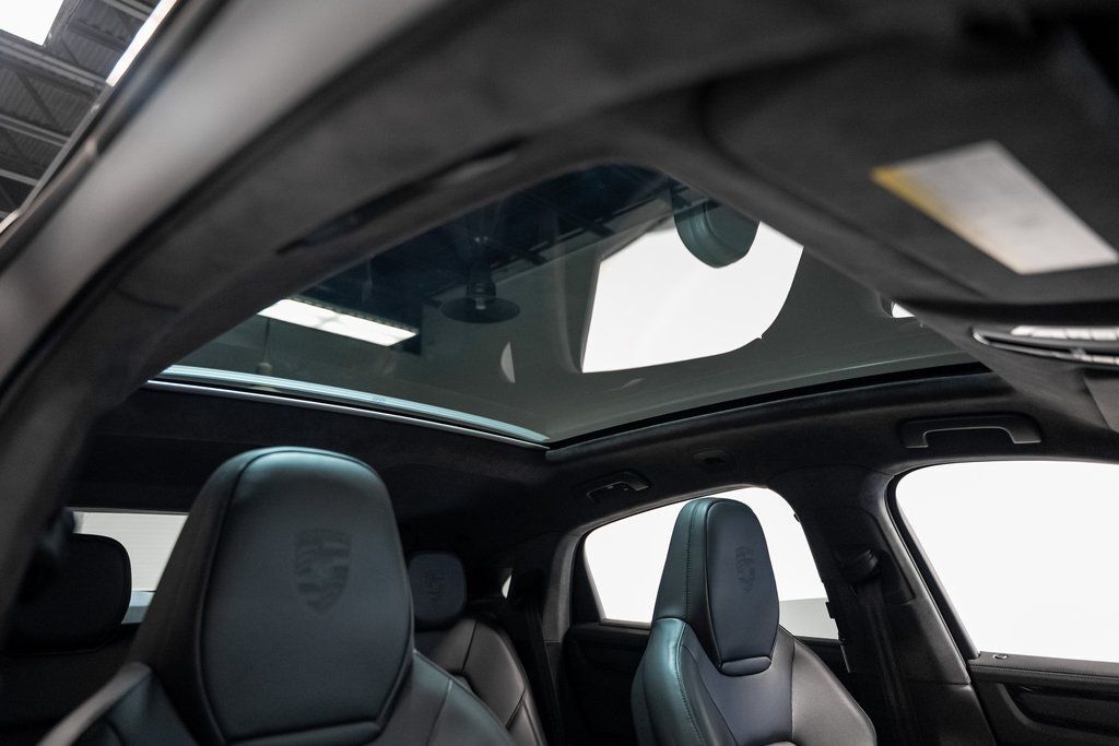 2022 Porsche Cayenne E-Hybrid Coupe Turbo S Indianapolis IN