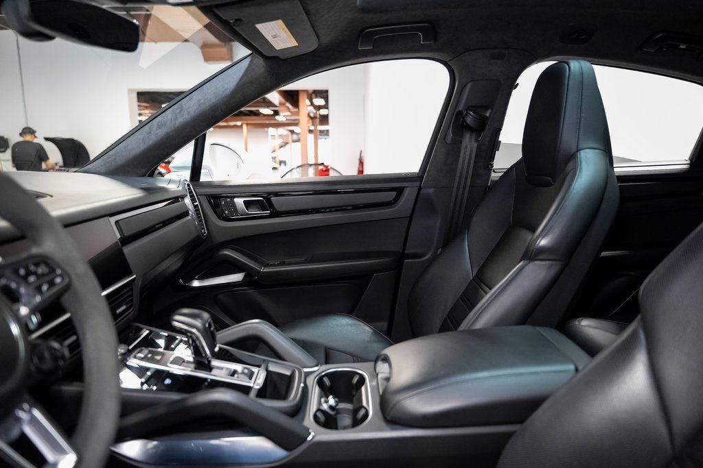 2022 Porsche Cayenne E-Hybrid Coupe Turbo S Indianapolis IN