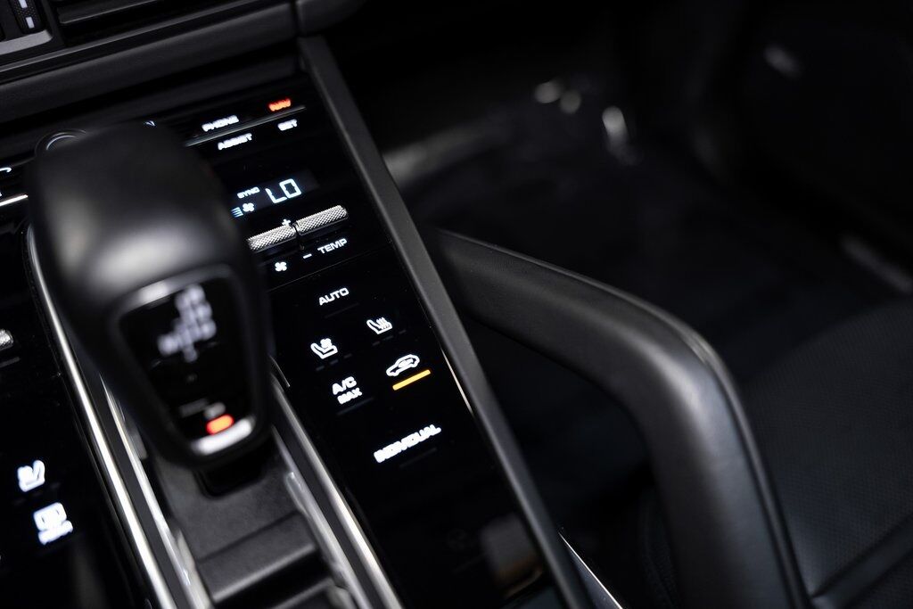 2022 Porsche Cayenne E-Hybrid Coupe Turbo S Indianapolis IN