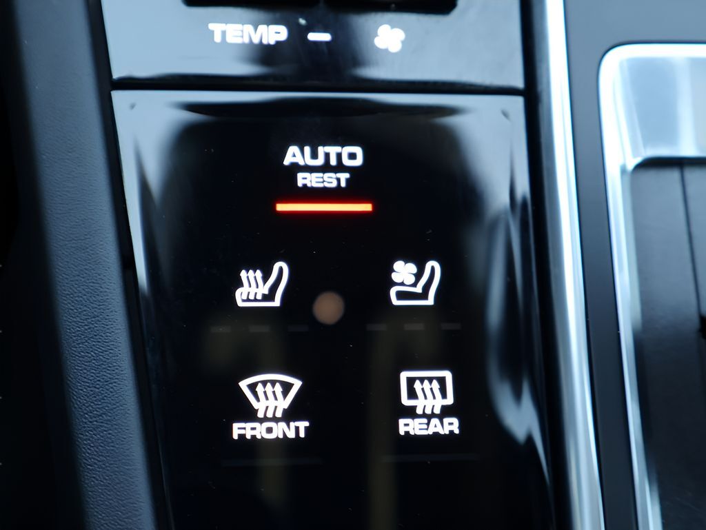 2022 Porsche Cayenne E-Hybrid Platinum Edition San Clemente CA
