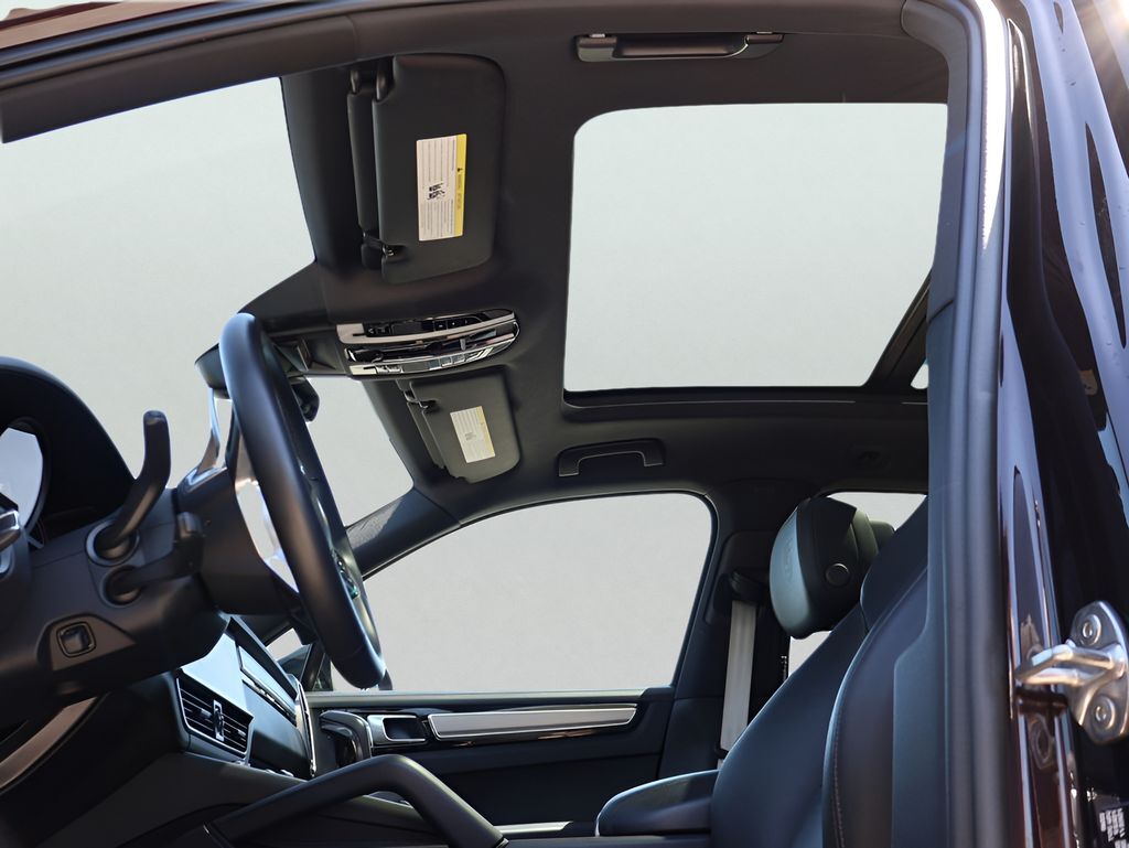 2022 Porsche Cayenne E-Hybrid Platinum Edition San Clemente CA