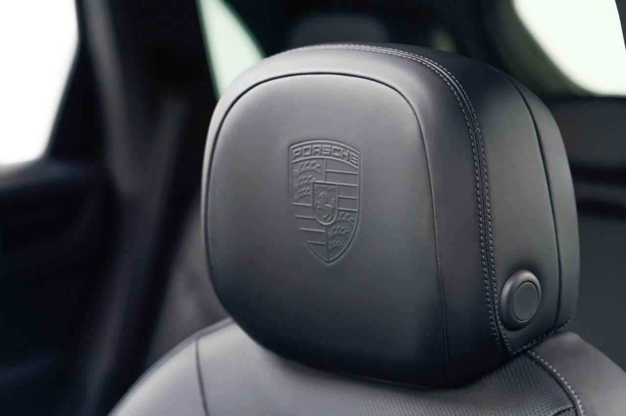 2022 Porsche Cayenne E-Hybrid Pompano Beach FL