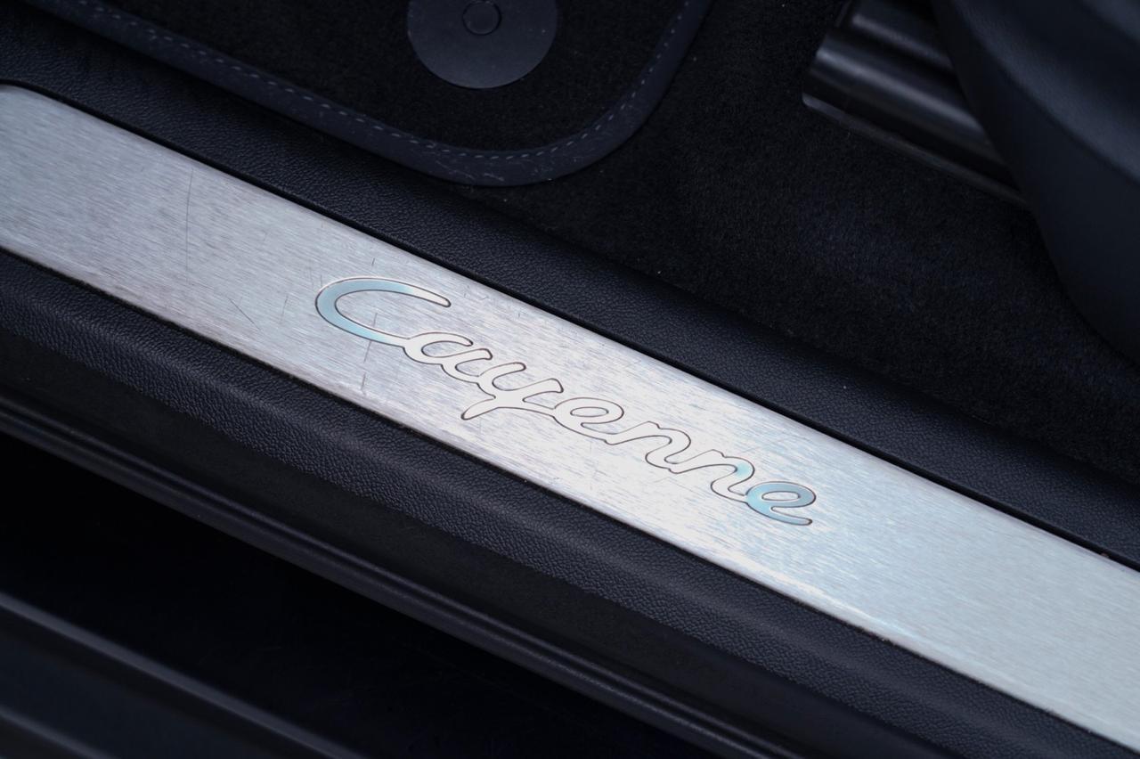 2022 Porsche Cayenne E-Hybrid Pompano Beach FL