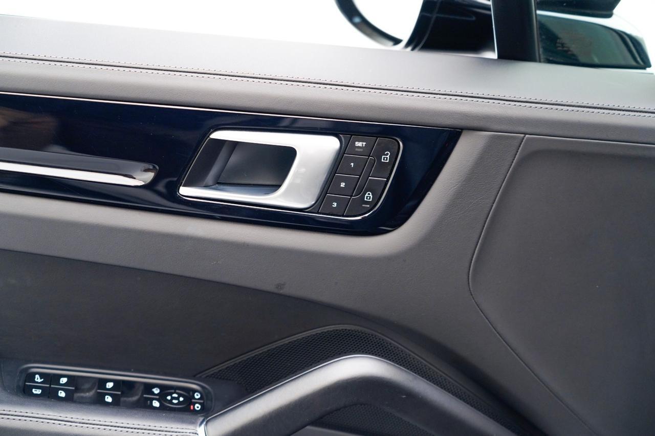 2022 Porsche Cayenne E-Hybrid Pompano Beach FL