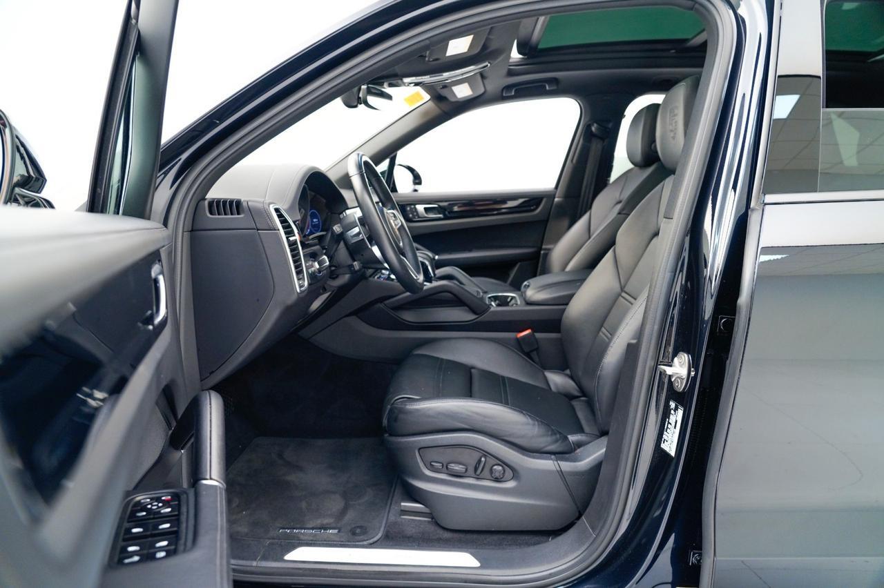 2022 Porsche Cayenne E-Hybrid Pompano Beach FL