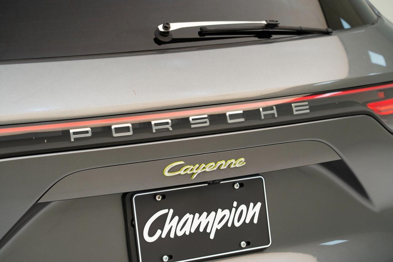 2022 Porsche Cayenne E-Hybrid Pompano Beach FL
