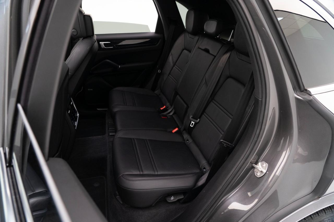 2022 Porsche Cayenne E-Hybrid Pompano Beach FL