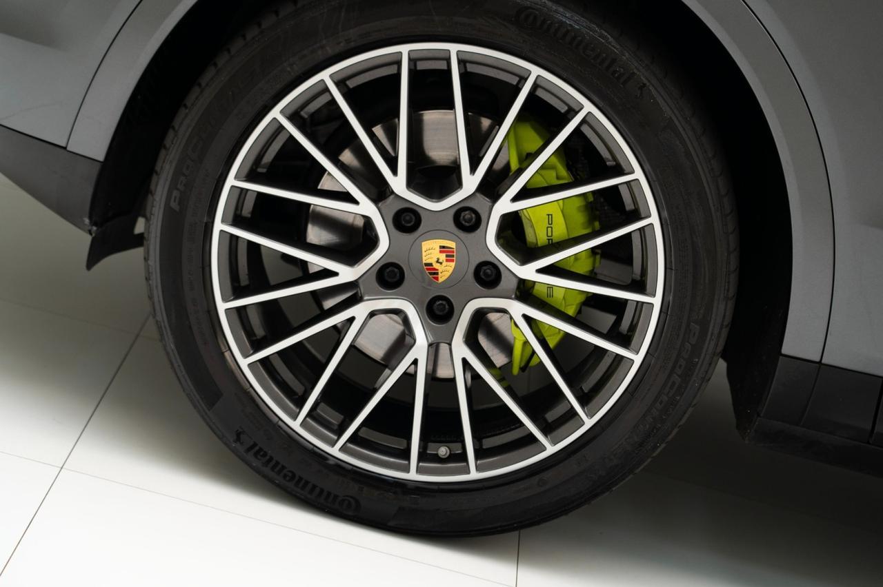2022 Porsche Cayenne E-Hybrid Pompano Beach FL