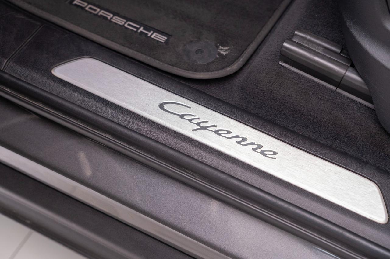 2022 Porsche Cayenne E-Hybrid Pompano Beach FL
