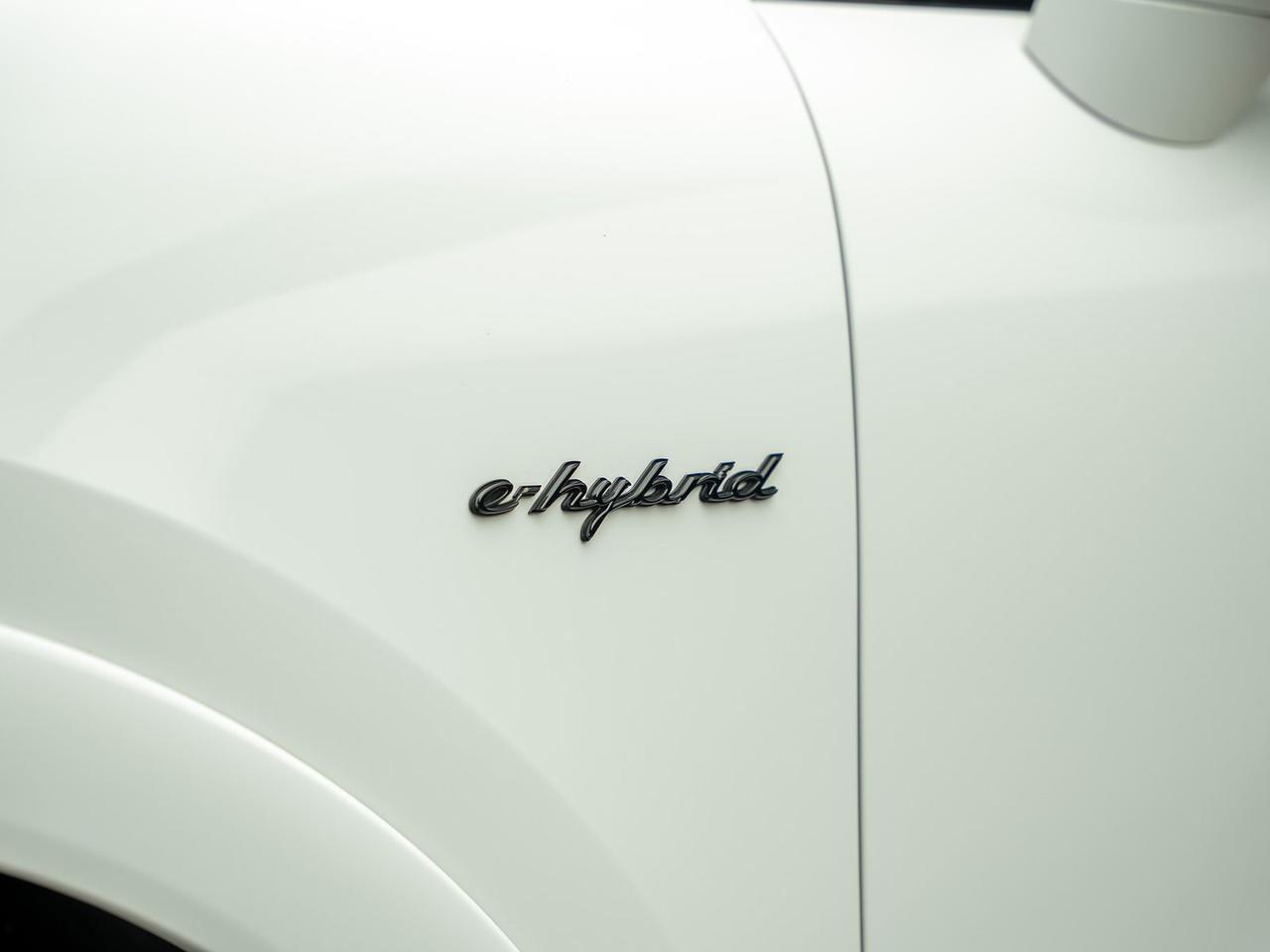 2022 Porsche Cayenne E-Hybrid Turbo S Ft Lauderdale FL