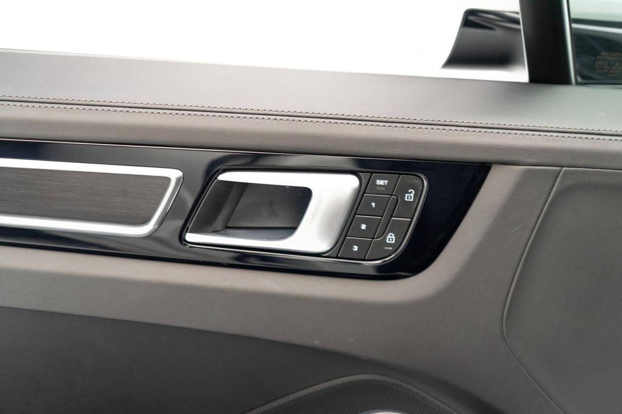 2022 Porsche Cayenne GTS Pompano Beach FL