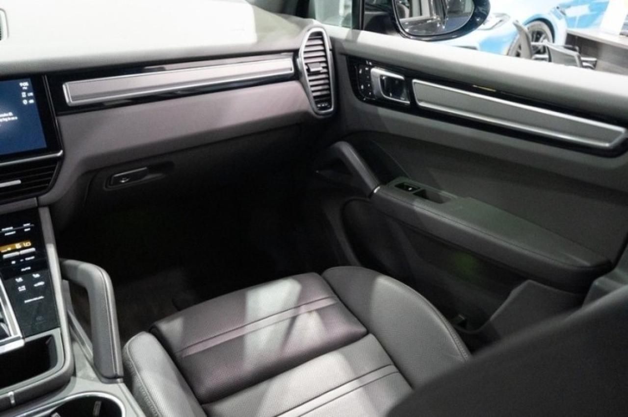 2022 Porsche Cayenne Platinum Edition Yonkers NY