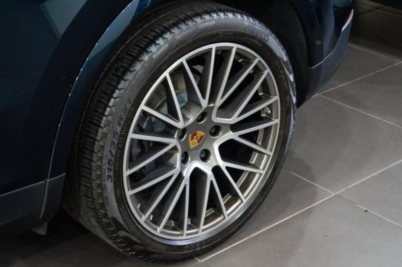 2022 Porsche Cayenne Platinum Edition Yonkers NY