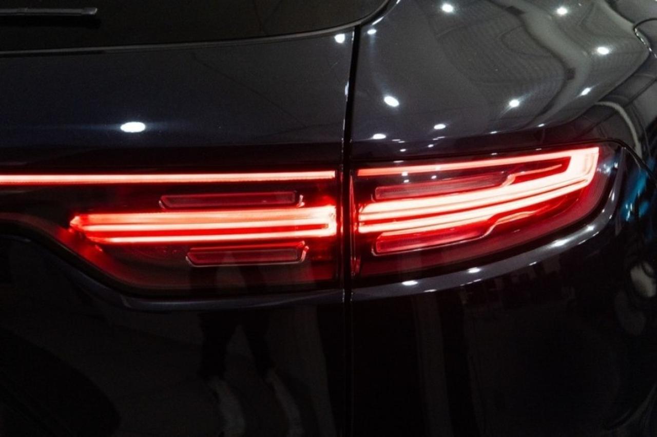2022 Porsche Cayenne Platinum Edition Eastchester NY