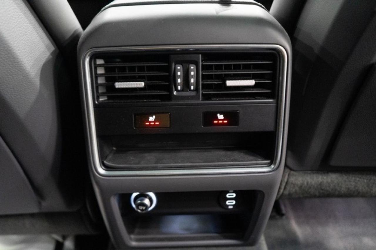 2022 Porsche Cayenne Platinum Edition Eastchester NY