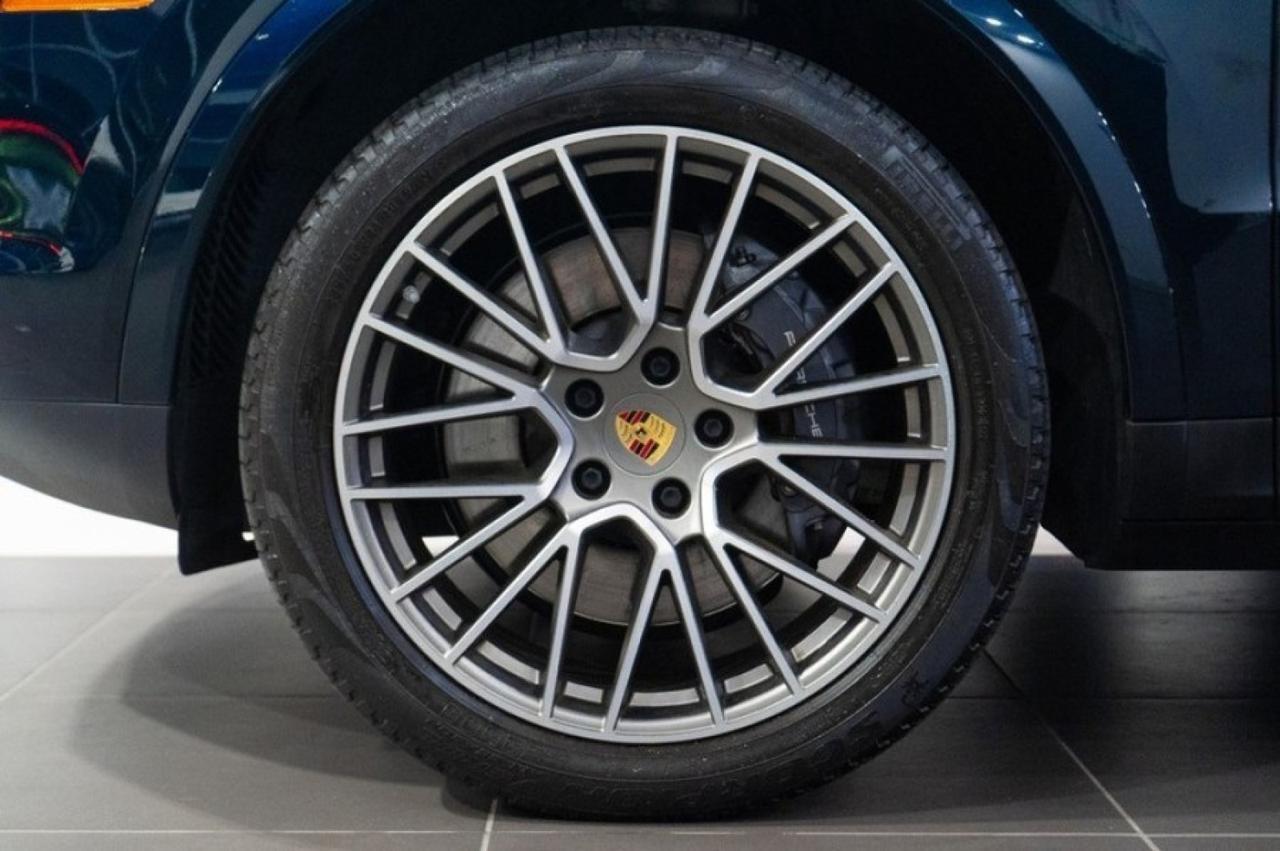 2022 Porsche Cayenne Platinum Edition Eastchester NY